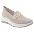 Beige női loafer.