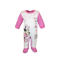Vastag Minnie rugdalózó